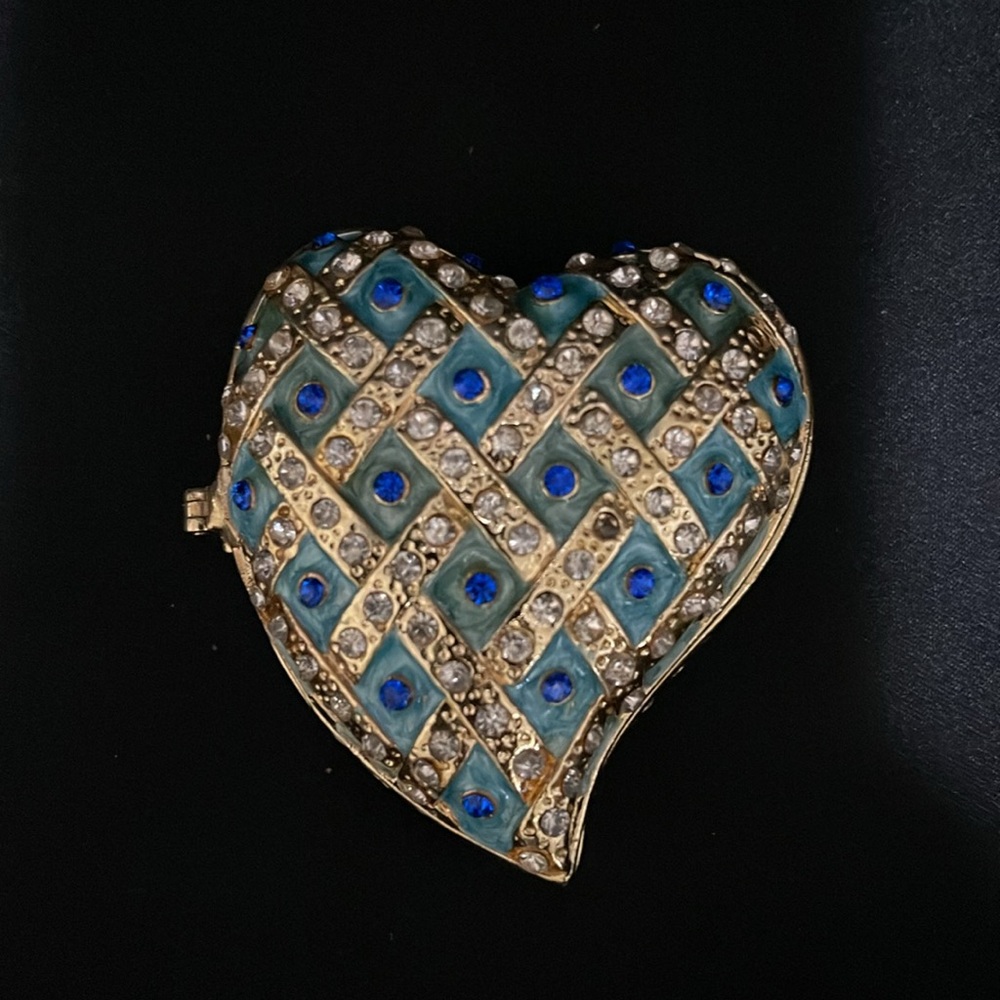 Art form fine collectibles Kimberly trinket box. Release No.4